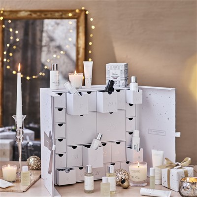 Caixa surpresa cosmética para calendário de Natal